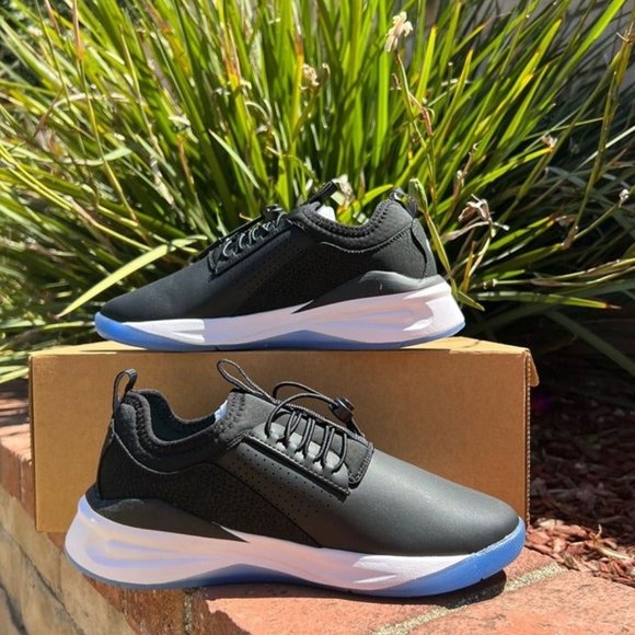 Clove Womens Healthcare Night Shift Black and White Sneakers NEW - Picture 9 of 12